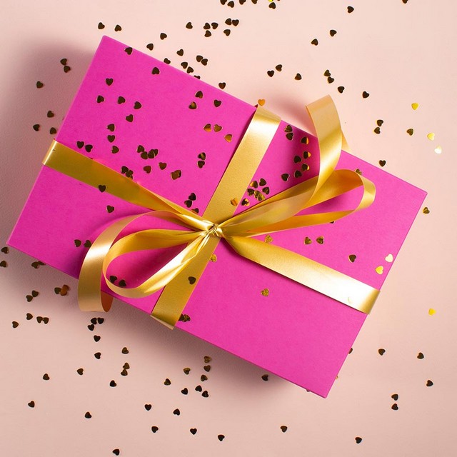 Що можна подарувати мамі на День Святого Валентина