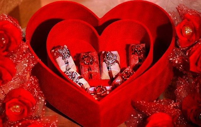 Що подарувати мамі на День Святого Валентина