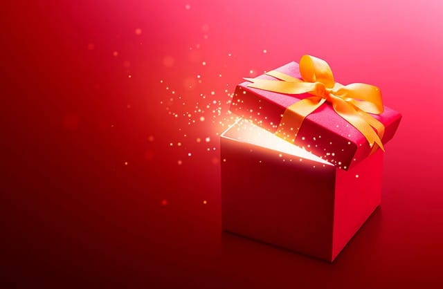 що подарувати подрузі на День Народження 15 років