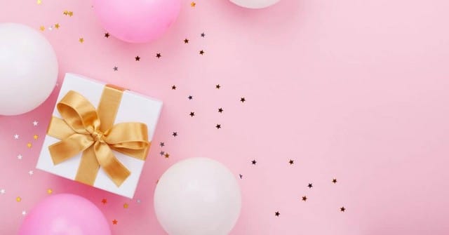 що подарувати подрузі на День Народження 17 років