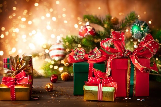 що подарувати жінці на Новий рік