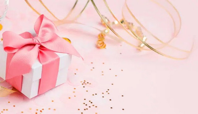 що подарувати сестрі на День народження