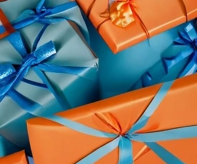 що подарувати далекобійнику на День народження