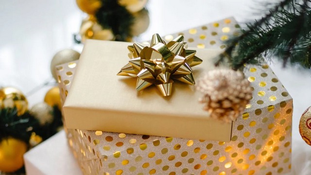 що подарувати татові на Різдво