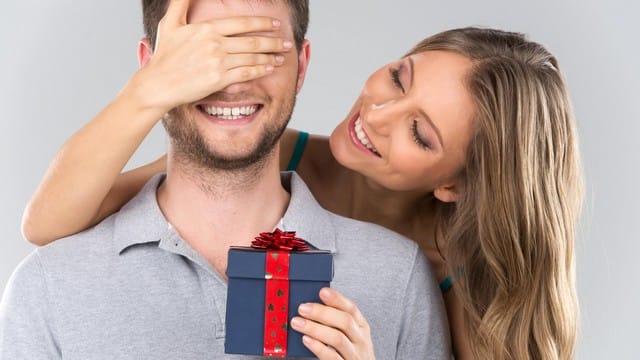 що подарувати хлопцеві на День народження