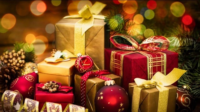 що подарувати сімейній парі на Новий рік