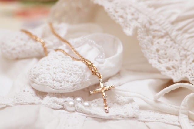 що подарувати на хрестини