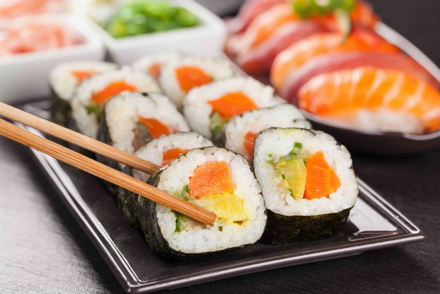 Удон, соба, тяхан і гедза: страви ВОК у меню мережі Рок-н-Рол