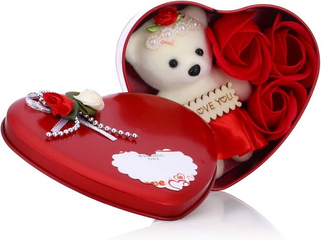 що подарувати дівчині яка подобається