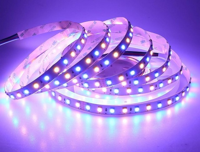 7. LED-стрічка для стильного фону