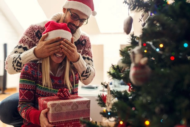 What to Get a Girlfriend for Christmas – Ideas for Original Gifts