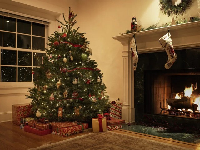 What to Get a Girlfriend for Christmas – Gift Options