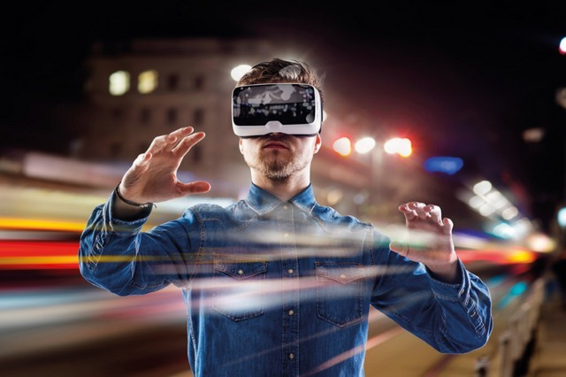 Virtual Reality Glasses