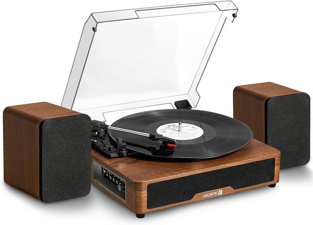 What to Get the Man Whose Heart Beats to Music